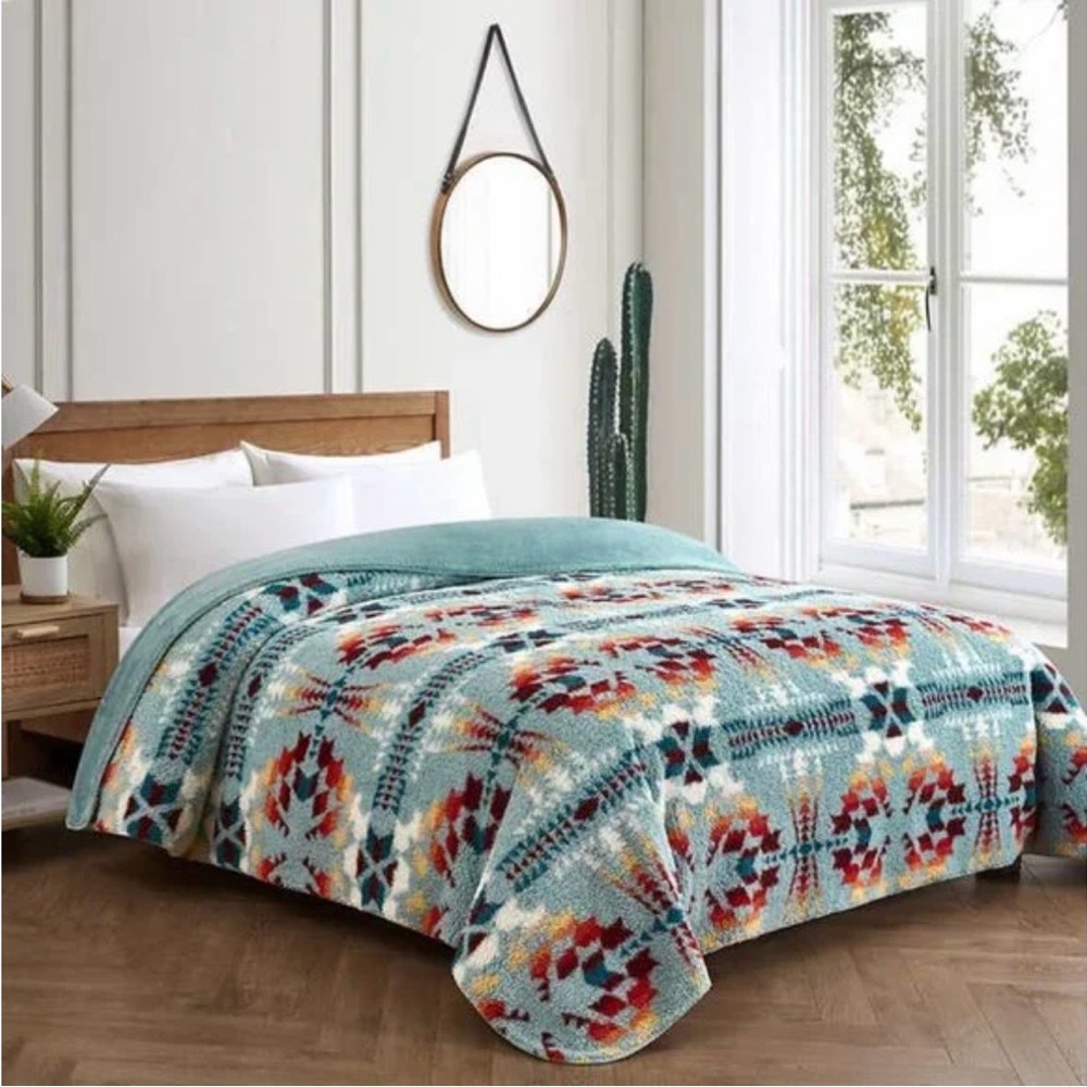 Pendleton KING size Sherpa blanket